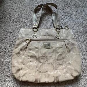 Coach Poppy Signature C Lurex Glam Purse - Style J1193-17890